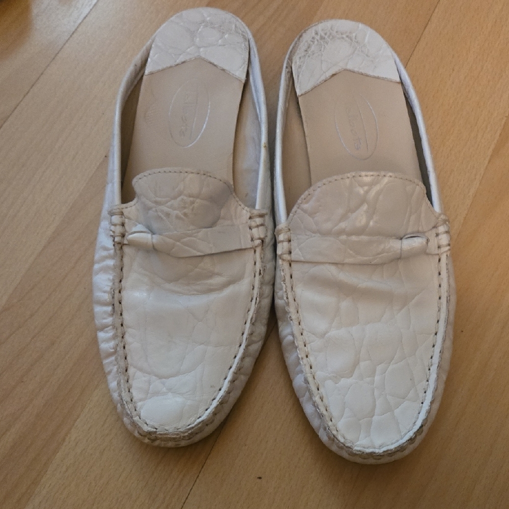 Talbots White Leather Flats